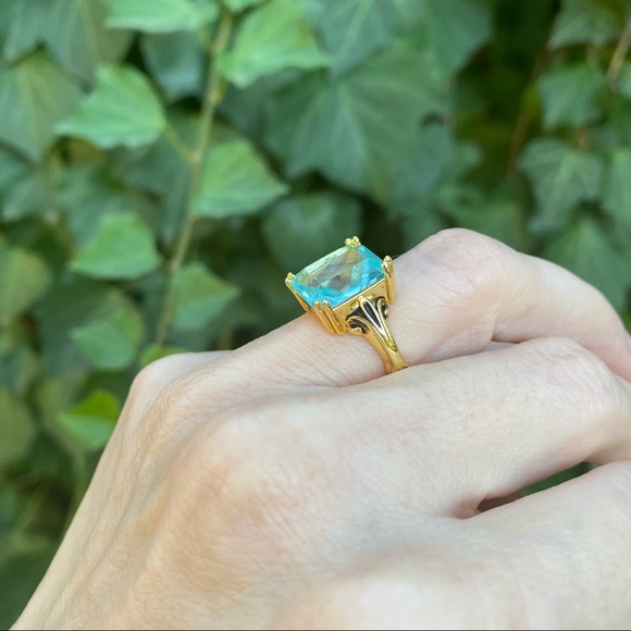 Aquamarine and Gold Statement Ring - Picture 7 of 7